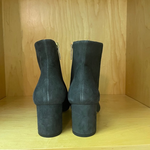 NEW L'Agence Dark Grey Jeanne II Block Heel Bootie, Size 38.5 - Picture 3 of 8